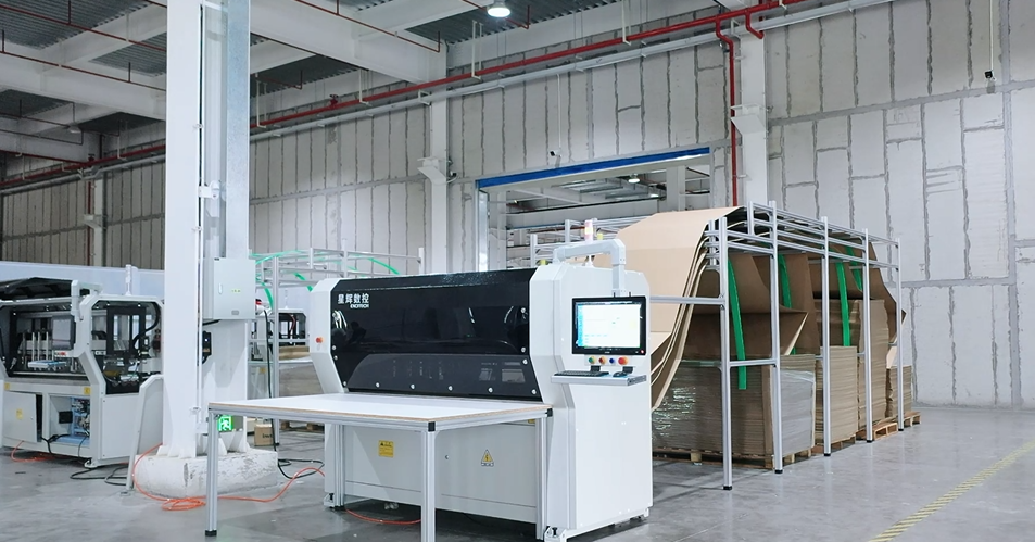 EXCITECH EMBALLAGELØSNING-Smart kartonmaskine